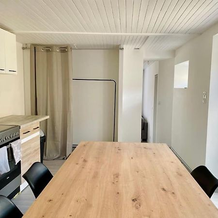 Agreable Maison De Village Avec Balcon Roiffieux Esterno foto